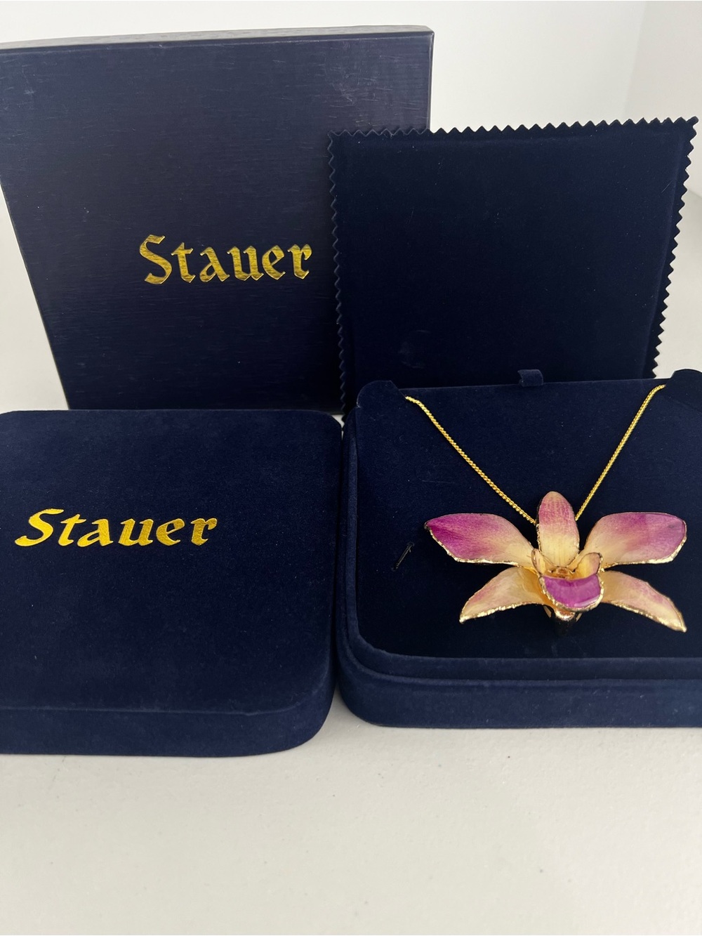 Stauer Genuine Thai Orchid 24K Gold Trim Lacquered Pendant Necklace & Box